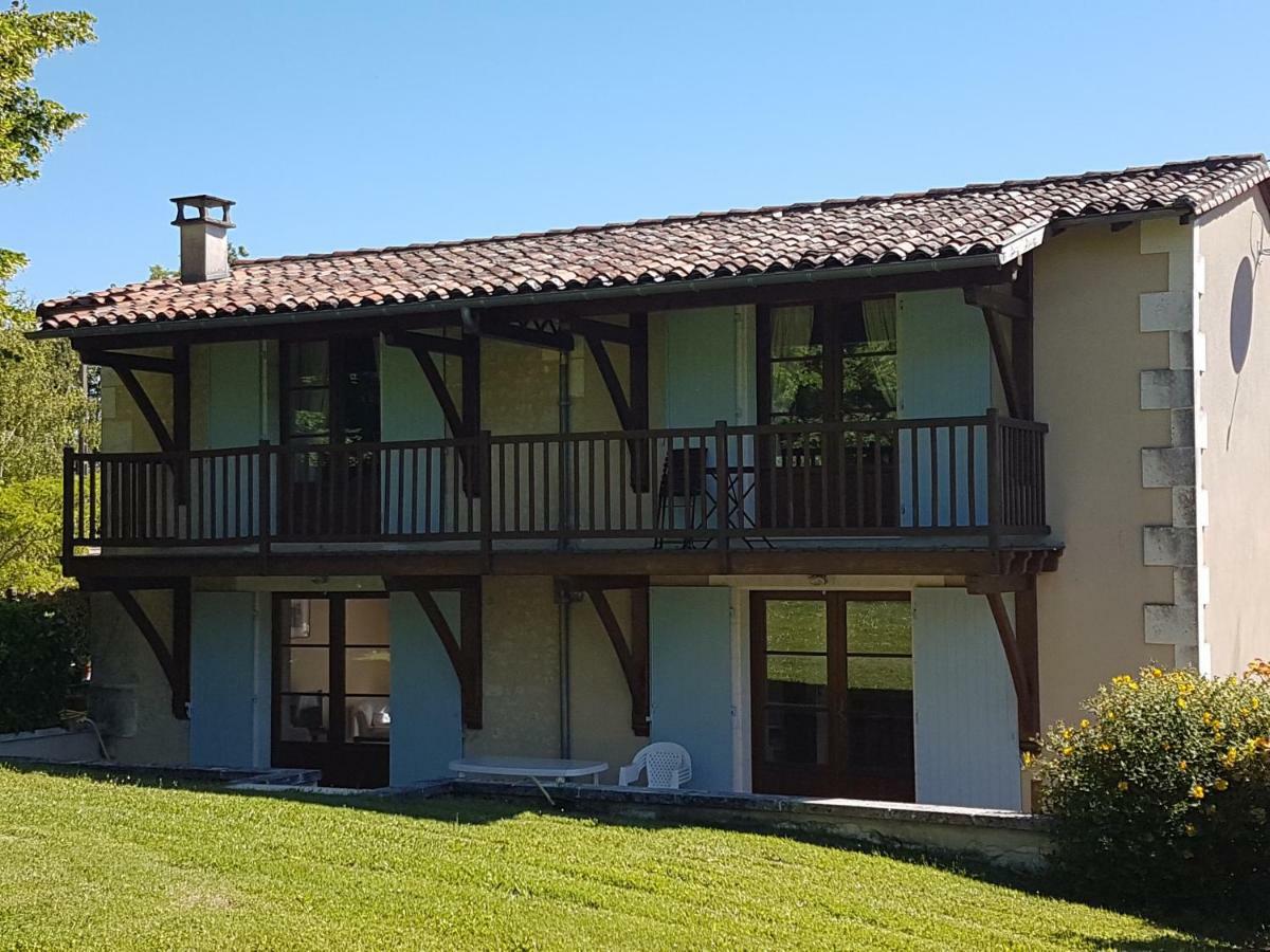 Villa Langlade Estate Montboyer Esterno foto